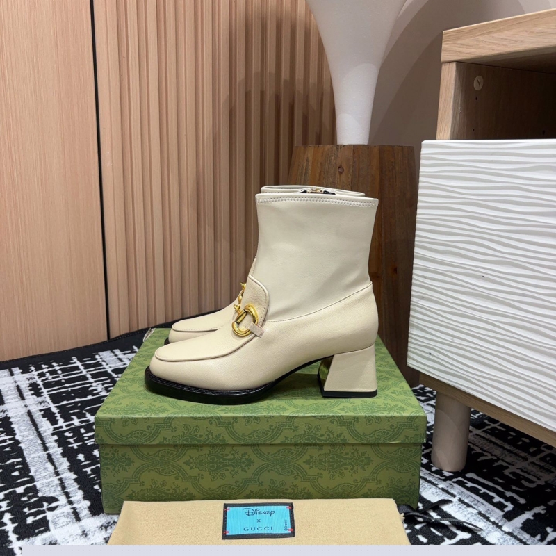 G*u*i boots